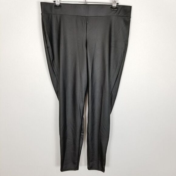 Torrid Women Plus Full Length Signature Waist Faux Leather Legging Size 2X Black - Picture 1 of 6